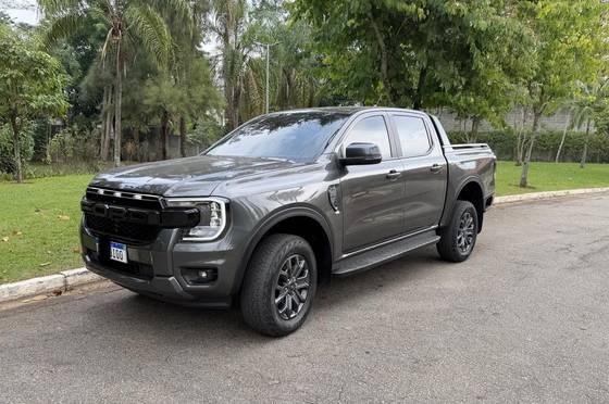 FORD RANGER 2.0 TURBO DIESEL CD BLACK 4X2 AUTOMÁTICO
